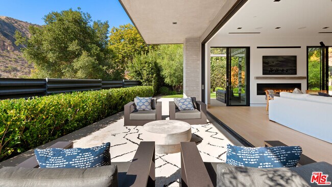 Building Photo - 5958 Paseo Cyn Dr