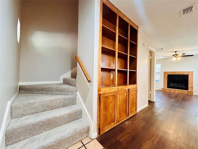 Building Photo - 8906 Schick Rd