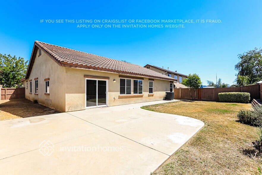 Building Photo - 40503 Carly Ct
