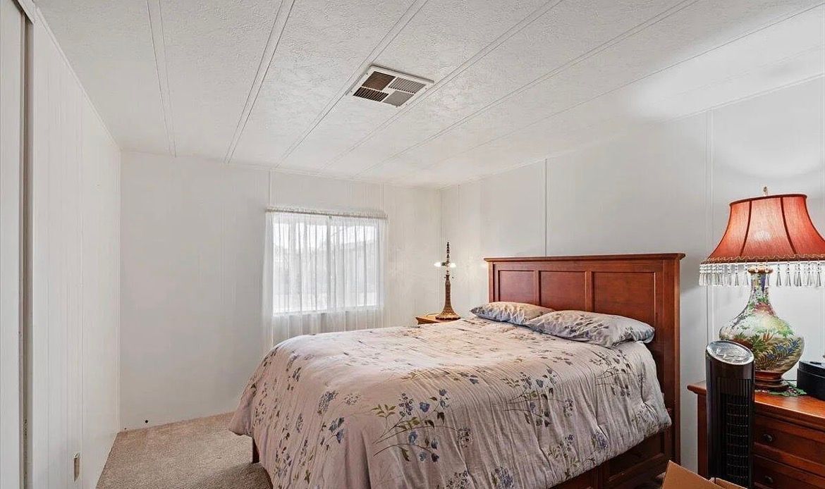 Building Photo - 8103 E Southern Ave