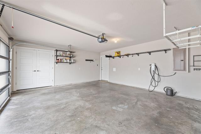 Building Photo - 4522 Deere St