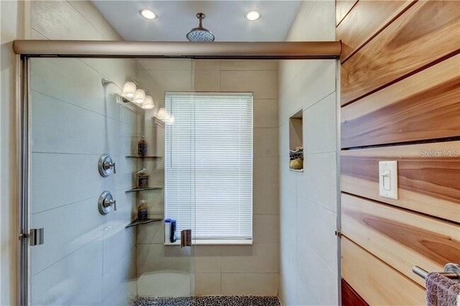 Building Photo - 9030 Bullrush Ct