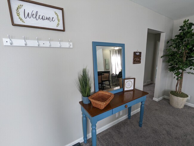 Living room - 739 Hale St