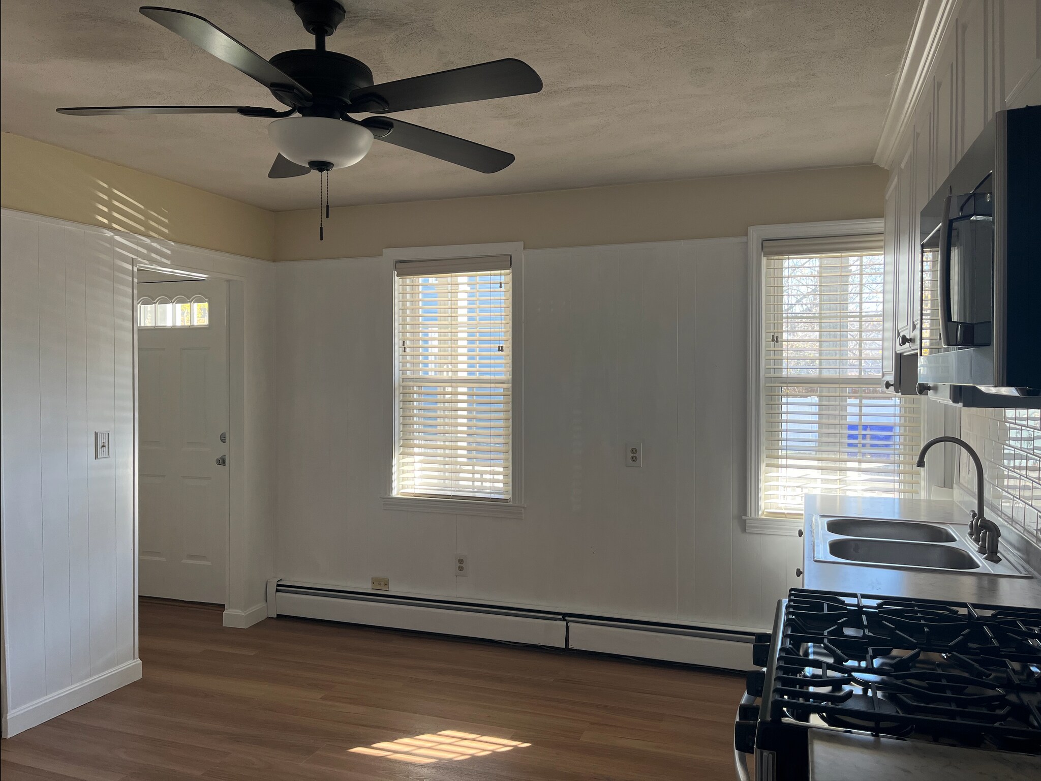 Building Photo - 46 Phenix Ave