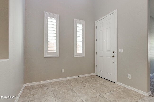 Building Photo - 17435 W Georgia Dr