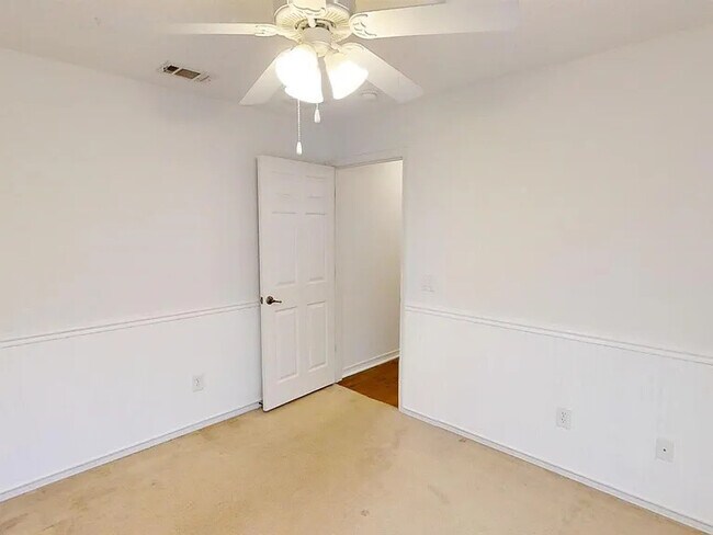 Building Photo - 4888 Makenna Cir