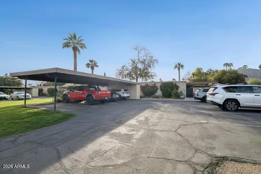 Building Photo - 4800 N 68th St