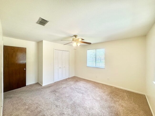 Building Photo - 135 Perdido Cir