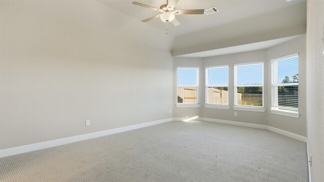 Building Photo - 21450 Petherton Dr