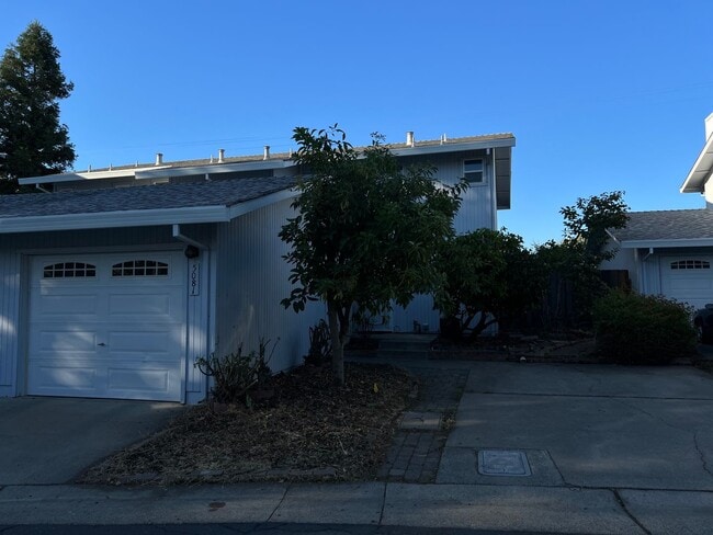 Primary Photo - Available now! New Price, South Davis Town...
