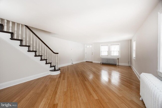 Building Photo - 547 Northbrook Rd