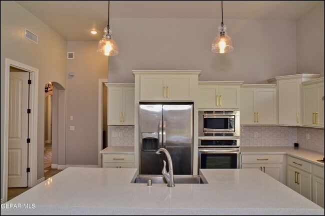 Building Photo - 7454 Wooden Nickel Dr