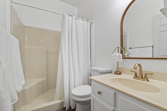 Building Photo - Beautiful Ranch Home Near Dining, Shopping & The Palladium