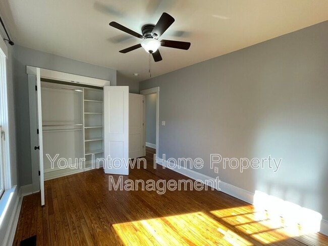 Building Photo - 228 Mayson Ave NE