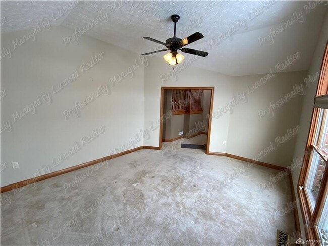 Building Photo - 6353 Charlotte Ct