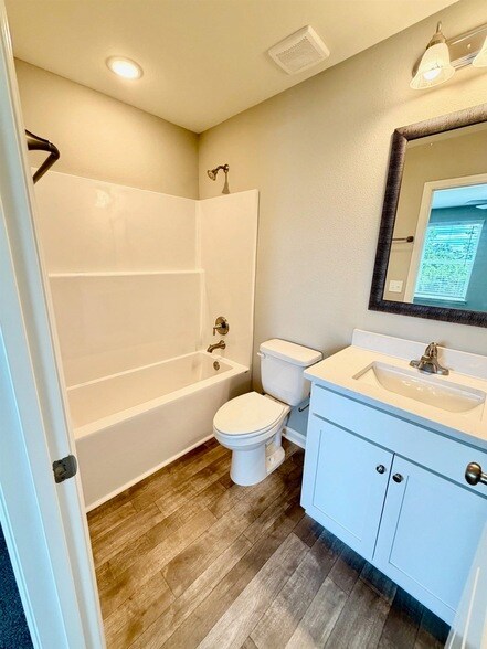 Building Photo - 1974 Midyette Rd