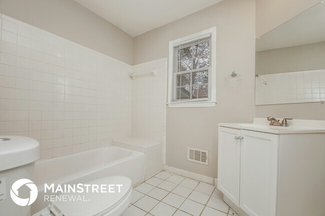 Building Photo - 2630 Barcelona Ct SW