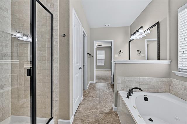 Building Photo - 405 Roger Graves Cir
