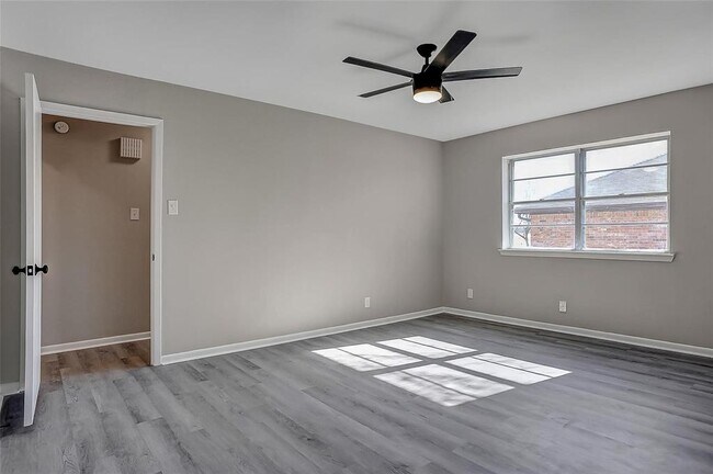 Building Photo - 3014 Northridge Dr