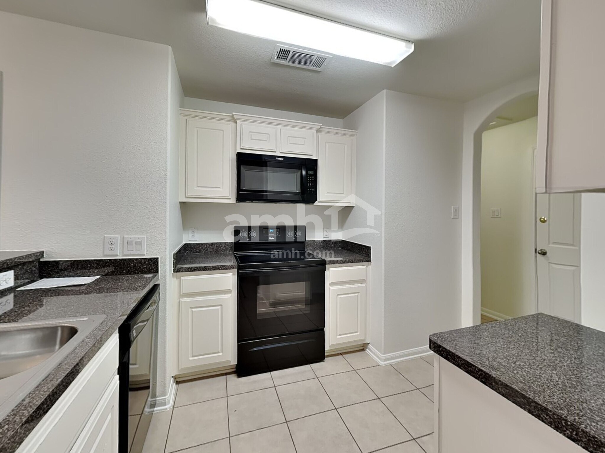 Building Photo - 537 Misty Mountain Dr