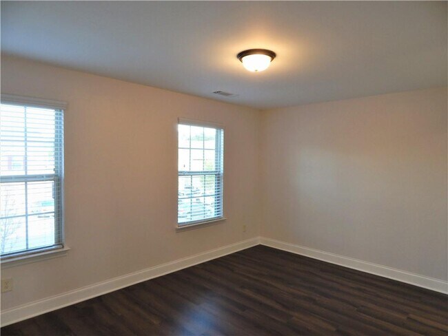 Building Photo - 2441 Melton Common Dr