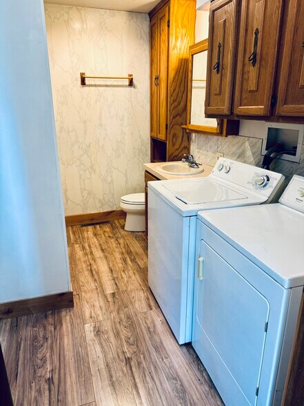 Building Photo - 114 Sleepy Hollow Rd