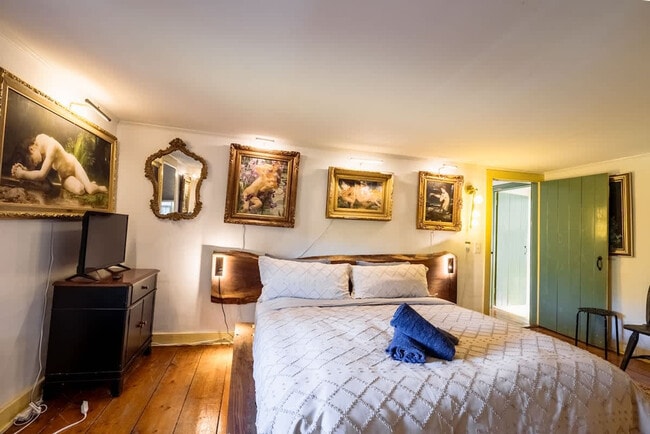 Building Photo - 1357 Canal Rd