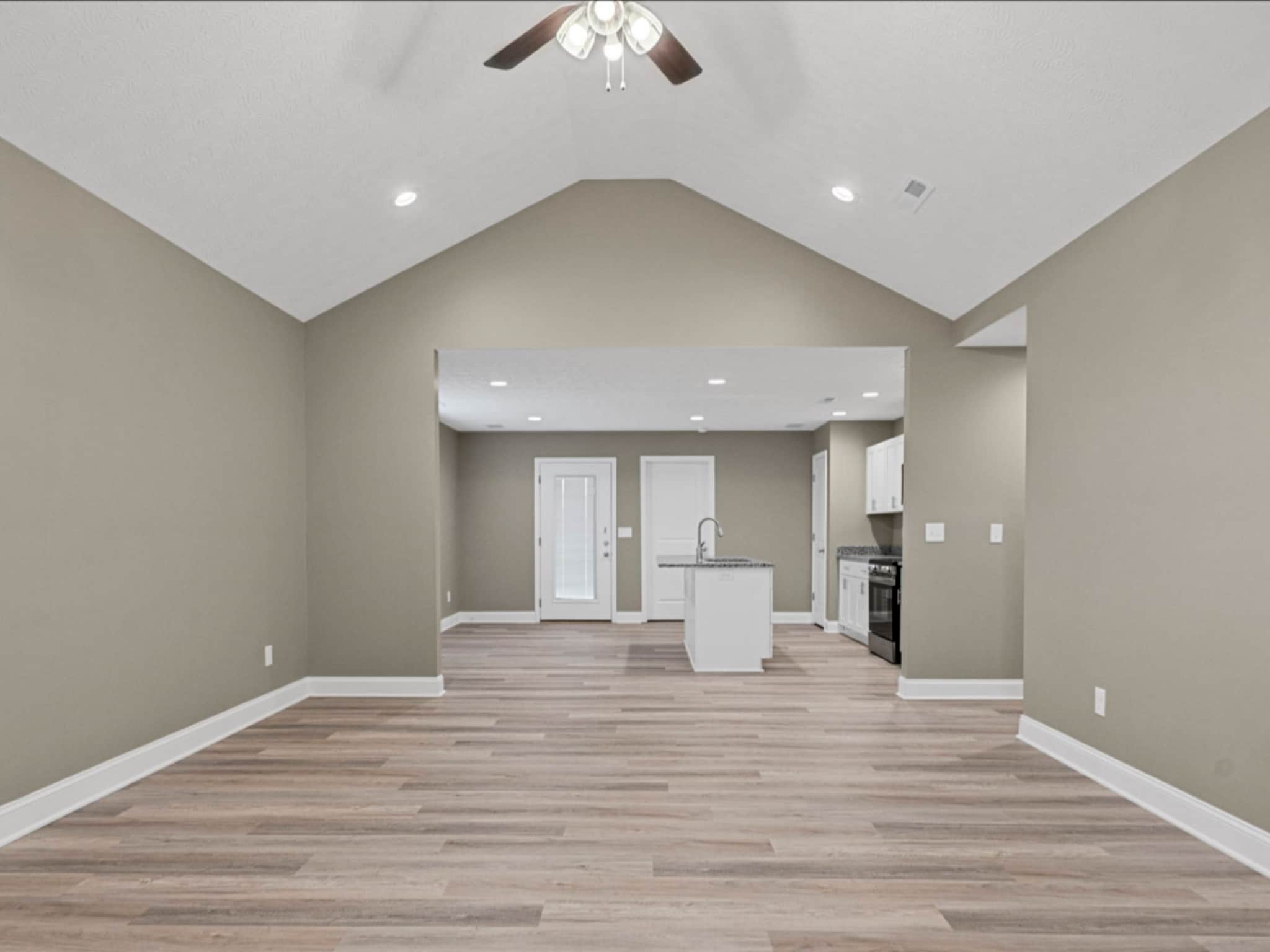Building Photo - 1346 Rhythm Ln