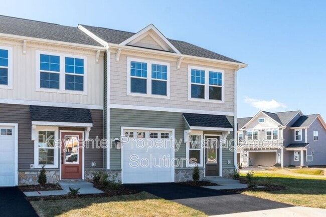 Building Photo - 337 Ridgeline Dr