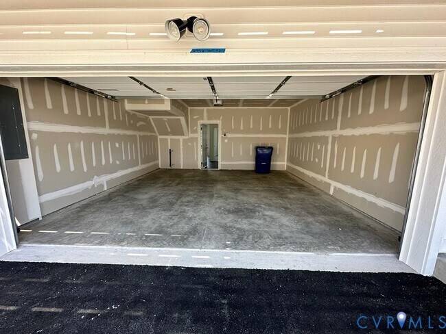 Building Photo - 6996 Leire Ln