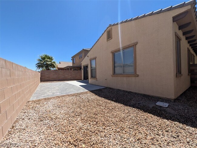 Building Photo - 1032 Via Canale Dr