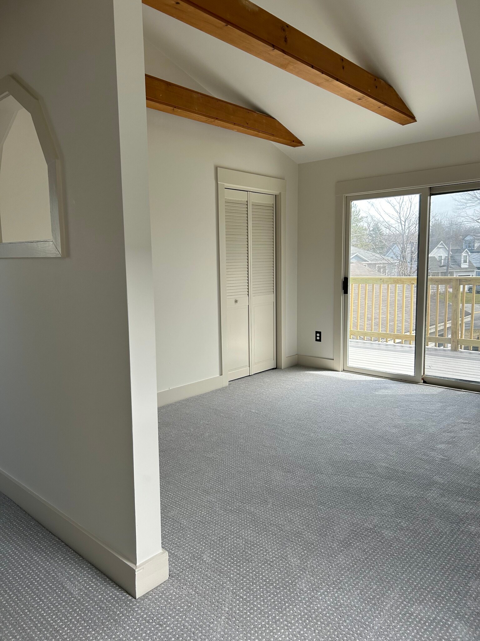 Building Photo - 332 Broadway