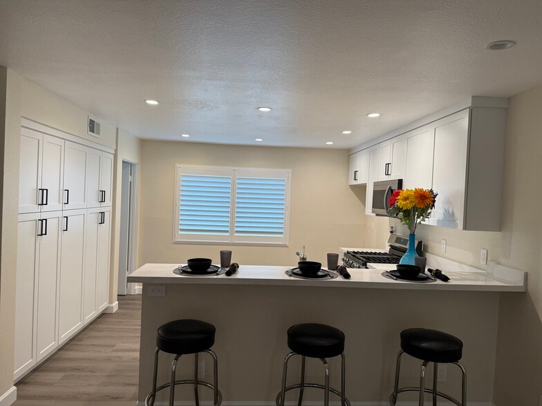 Brand new large pantry. - 22271 Erwin St