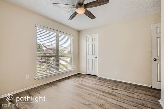 Building Photo - 4 br, 2 bath House - 112 Browning Lane UNIT