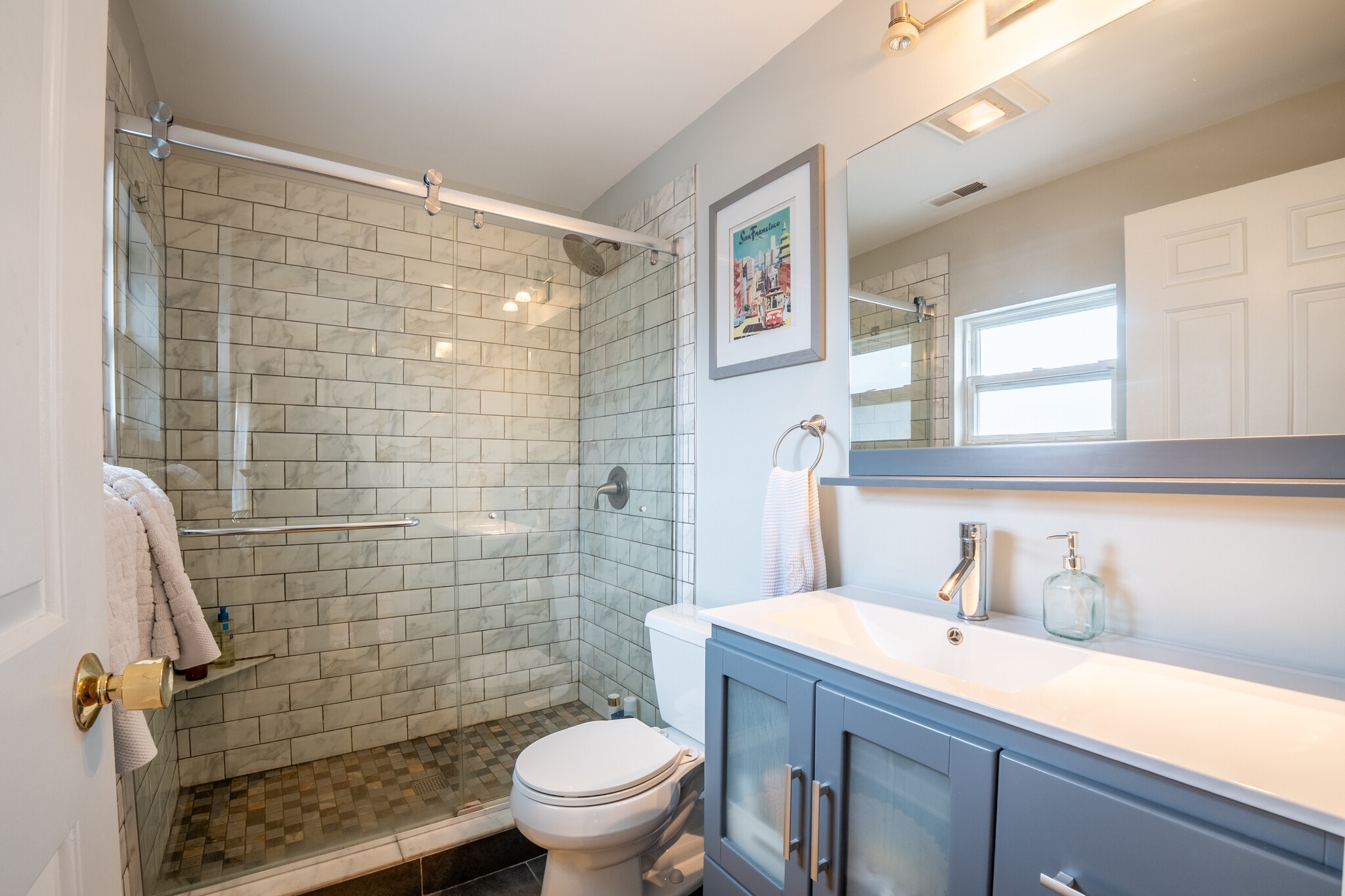 Building Photo - 1111 N Honore St