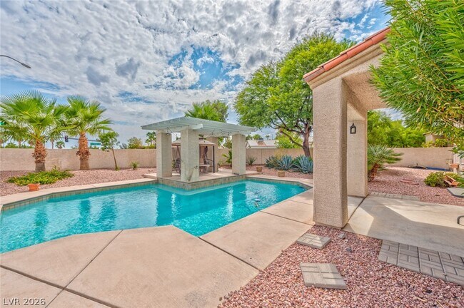 Building Photo - 7601 Curiosity Ave