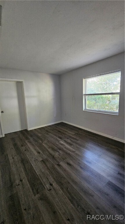 Building Photo - 9306 N Santos Dr