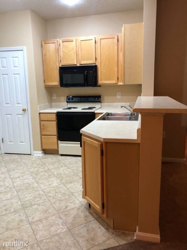 Building Photo - 7576 Mansion Cir