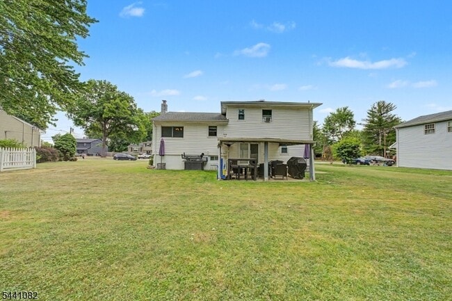 Building Photo - 23 Distler Ave