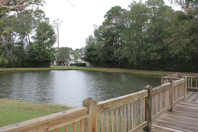Building Photo - FURNISHED Three Bedroom Wellstone Model Home