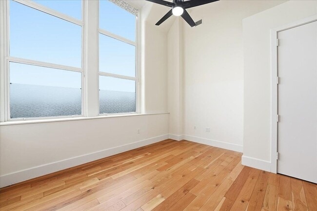 Building Photo - 50 Dey St