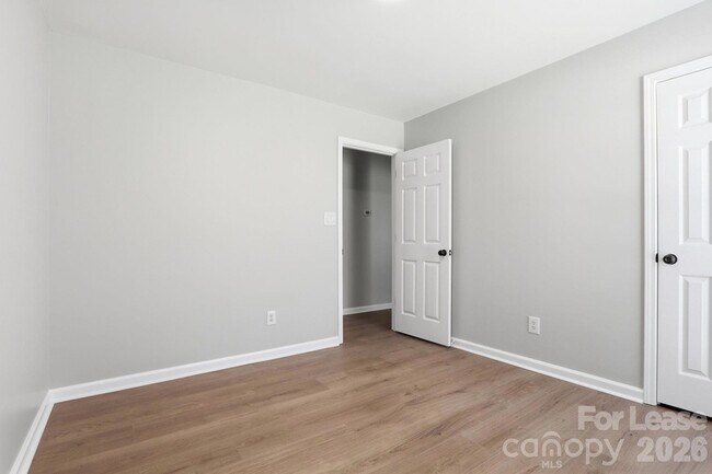 Building Photo - 13114 Woodland Farm Dr