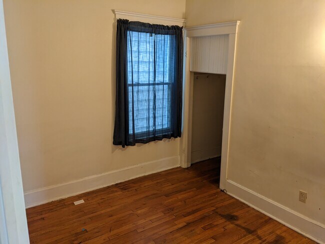 Building Photo - 2762 Casper St