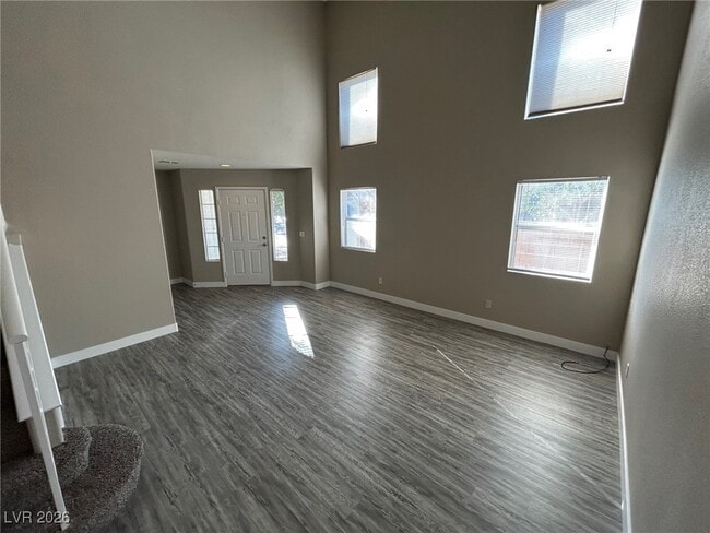 Building Photo - 9844 Via Delores Ave