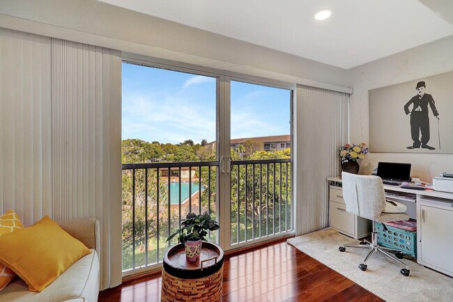 Building Photo - 1401 SW 128th Terrace