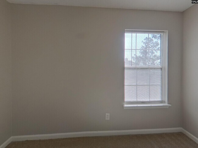 Building Photo - 18 Glen Knoll Ct