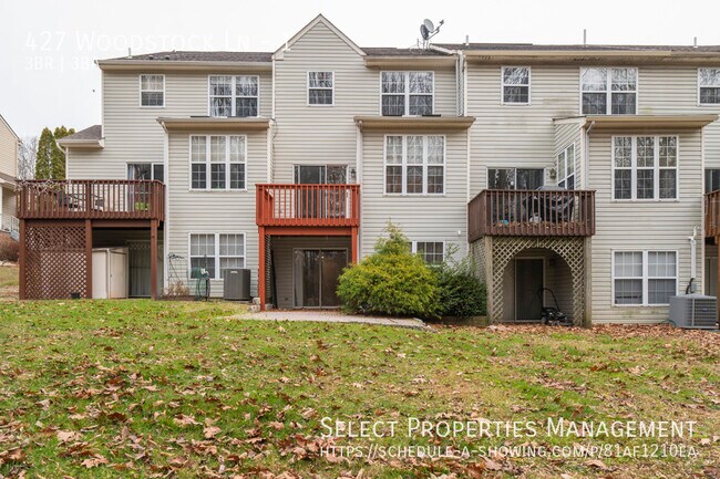 Building Photo - 427 Woodstock Ln