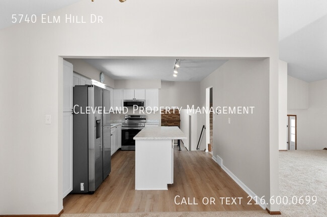 Building Photo - 5740 Elm Hill Dr