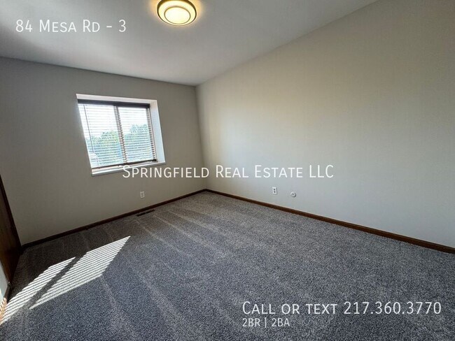 Building Photo - 84 Mesa Rd