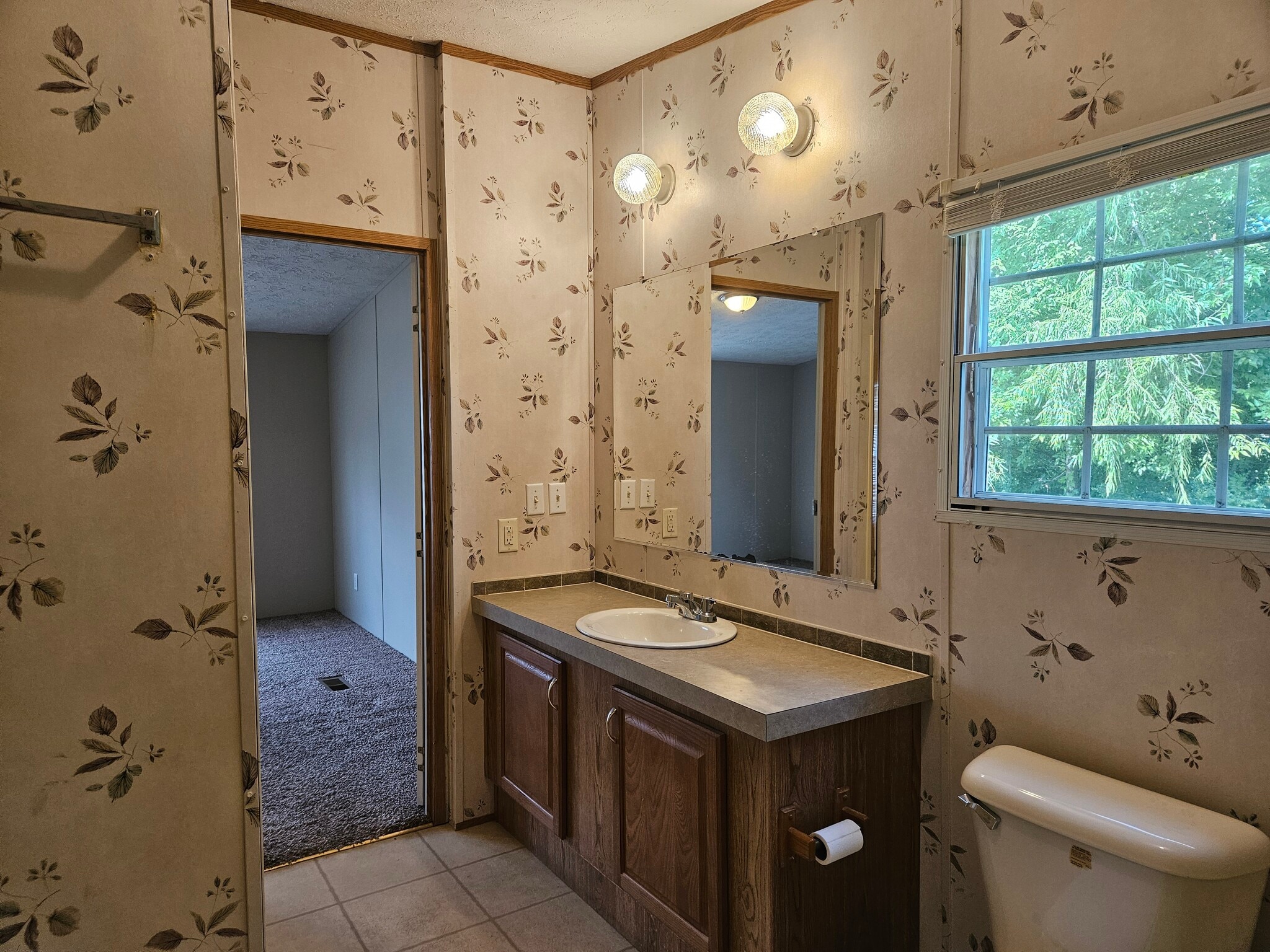 Building Photo - 159 Lynnwood Cir